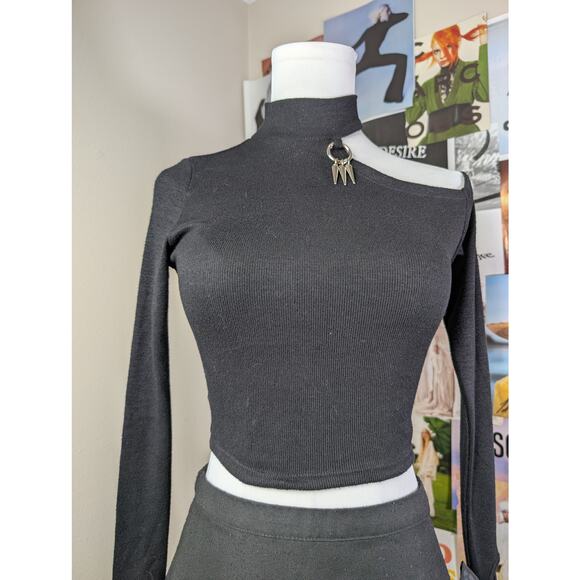 Disturbia Gothic Top - Picture 8 of 8